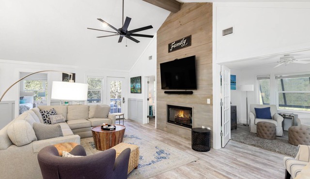 Private 30A Community - Heated Pool - Fenced Yard - Kayak - SUP