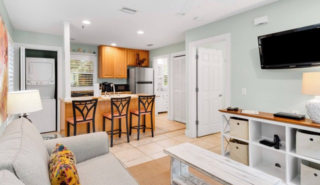 Private Casita with Private Beach Access, Pool & Pet-Friendly!
