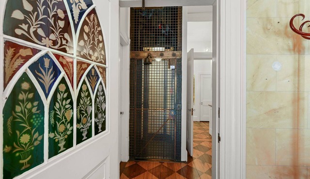 Rare Beacon Hill Gem