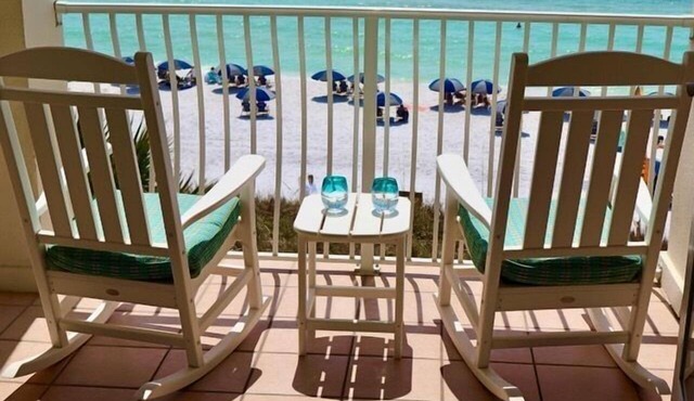 REDUCED RATES! GULF-FRONT, PRIVATE BEACH, FREE BEACH SET UP*,BALCONY, 30A