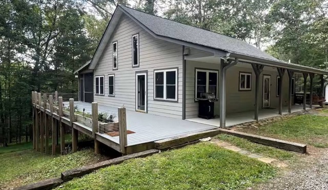 River Breeze Mountain Getaway in Piney Creek