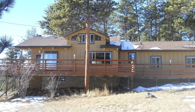 Rustic Beautiful Colorado Rocky Mtn Home w/Hot Tub Border of National Forest in Boulder