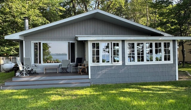 Rustic Retreat on Birch Lake in Hackensack
