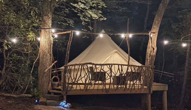 Rustic Yurt Retreat on Teague Mtn. Farm.