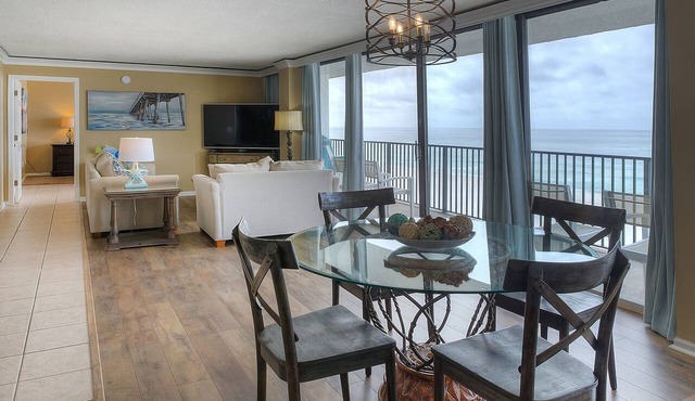 Seachase ~ Pet Friendly~ Free Beach Chair Service!