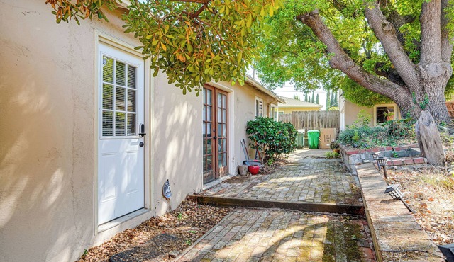Serene Studio in SF Suburbs: Quiet + Cat Friendly!