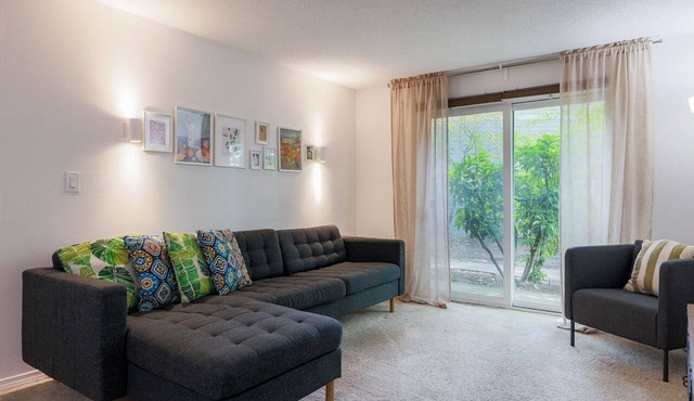 Spacious 1-bdr Condo in Beaverton