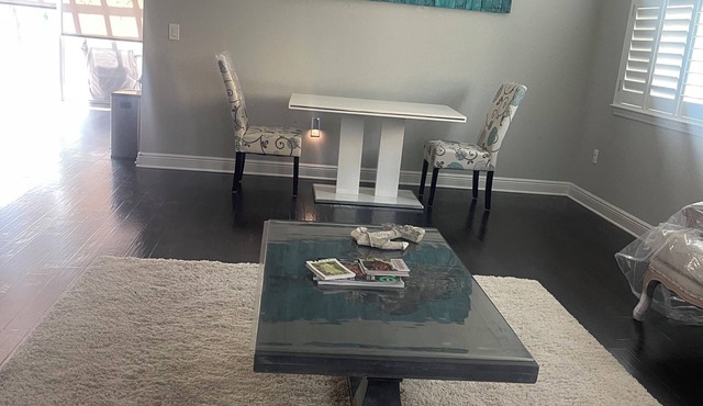 Spacious 4-bedroom estate in tranquil Mary Esther with WiFi, AC