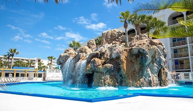 Spacious Family Retreat with Pools Near Waterfront Fun | 4 Units