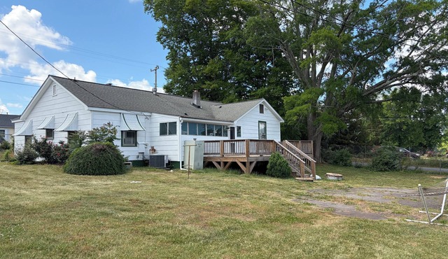 Spacious Home with fenced in yard, close to everything, great for families in Rutherfordton