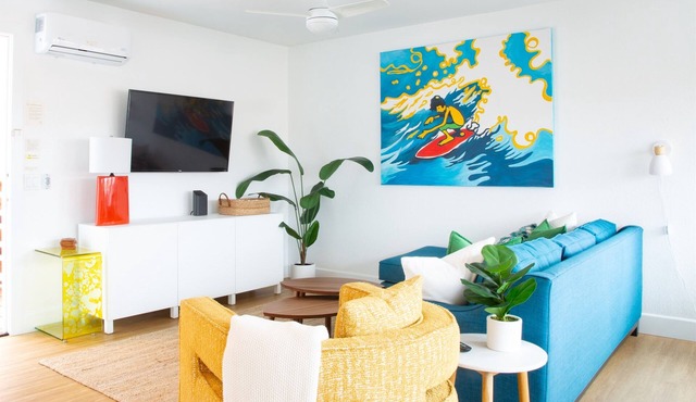 Spacious Ocean Oasis with Private Outdoor Shower! in Encinitas