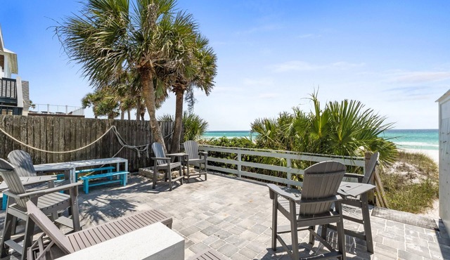 Spectacular Beachfront Estate - PCB West End, 12 Bedrooms, Sleeps 40 - Free Golf
