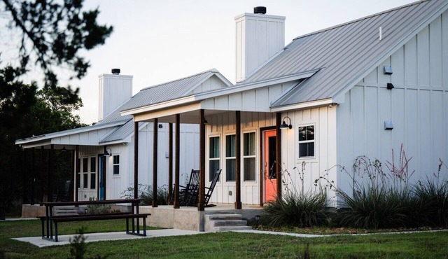 Summermoon: Pool + Fireplace | 5 Min to Square in Wimberley