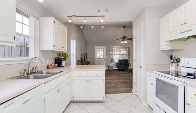 Sun Valley - 🐶 Dog Friendly, close to I-10