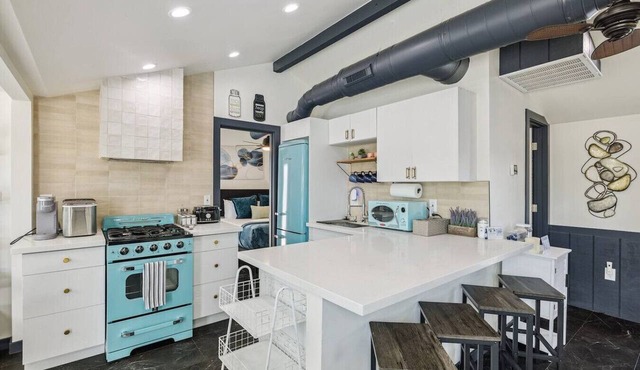 The Garfield Hideaway| 2BR/2BA | Walk to Downtown in Phoenix