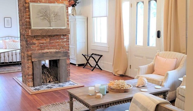 The Kelley House | Suite 1 - 1st Floor
