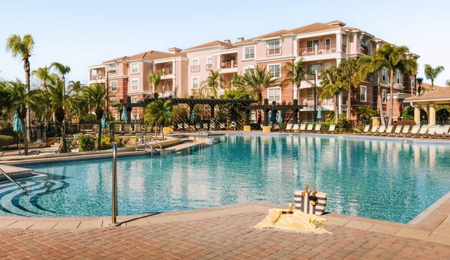 The Magic Getaway 3BR Vista Cay Resort Pools Gym Games