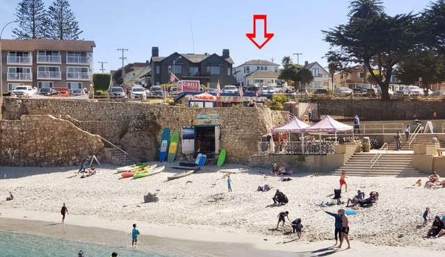 The White House - Pacific Grove Beach House - Oceanfront Lovers Point