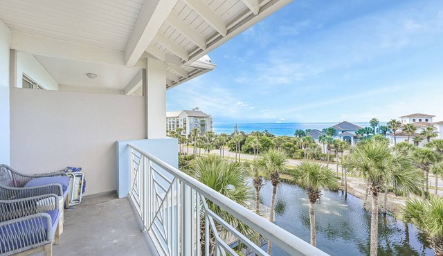 Top-Floor Corner Unit | Gulf View + Steps to Beach