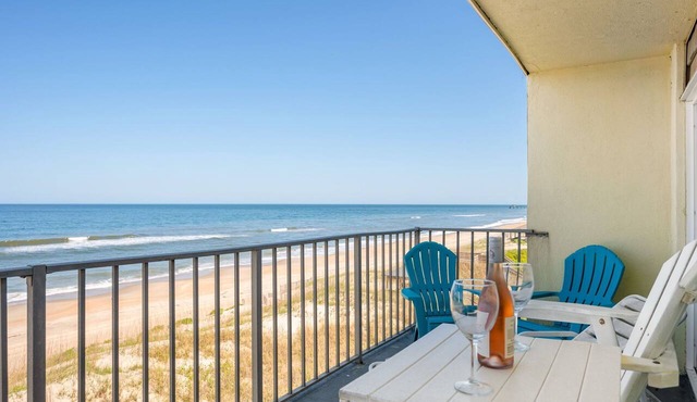Top Floor Oceanfront Condo with Stunning Views and Walk-In Shower