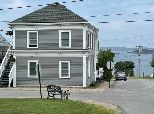 Updated Historic Water St 2 Bdr, 2 Bath apartment.