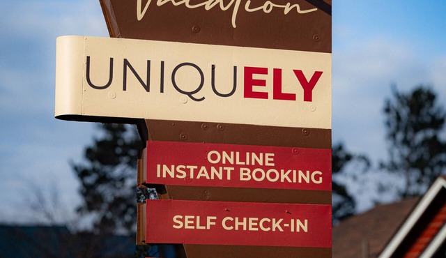 Vacation UniquEly cottage #4 in Ely