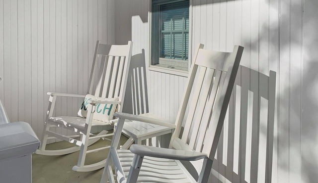 Walk to Beach Central Location Central AC WiFi The Last Resort