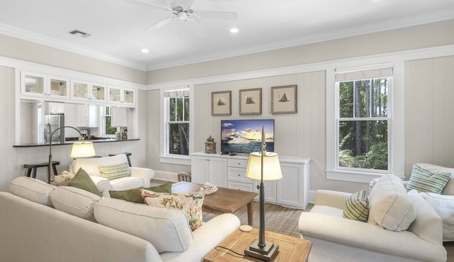 WaterColor Amenities | 3 Bikes | Dogs Welcome