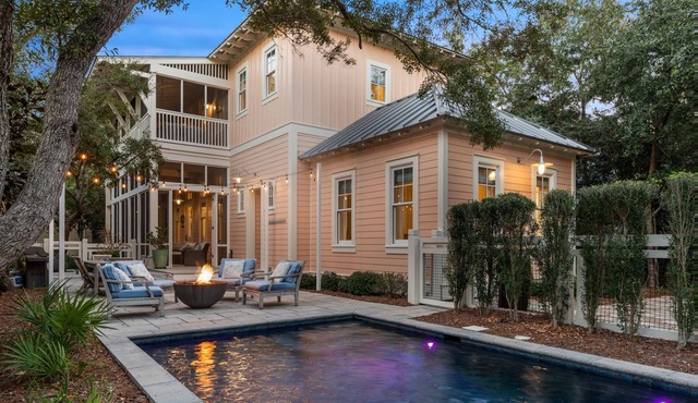 WaterColor Beach House with Pool, Beach Club Access, Near Seaside