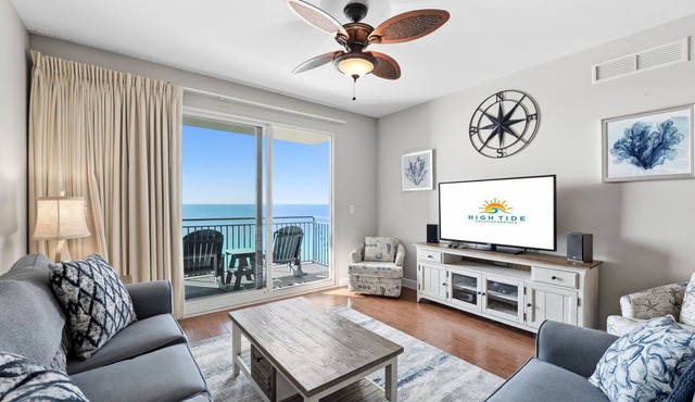 Weekend Getaway! Aug 7 - 9th open! Beach Service Included!