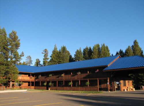 Willamette Pass Inn & Chalets