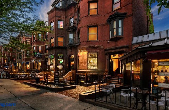 Comfortable Studio in Back Bay, Newbury St. #7 in Boston