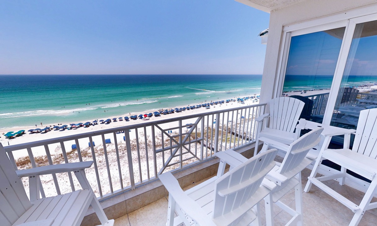 Crystal Beach Condo | The Inn At Crystal Beach Ph 702 4 Bedroom Condo