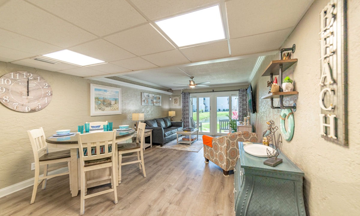Panama City Beach Condo | Ocean Seven Sugar Beach E7-Free Beach Chairs-Ground Floor-1Bd/1Ba/Sleeps 4-Walk to Beach