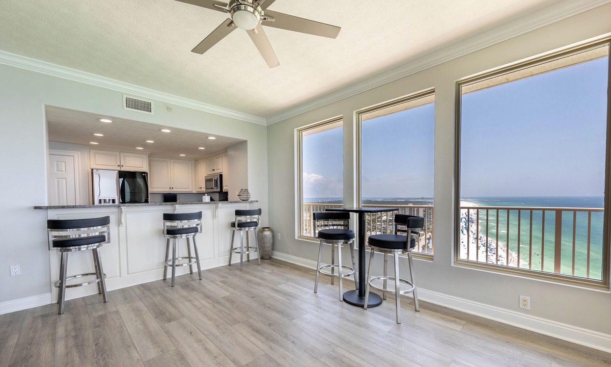 Lower Grand Lagoon Condo | Recently updated luxury unit at Treasure Island resort 3BR * 19th floor.