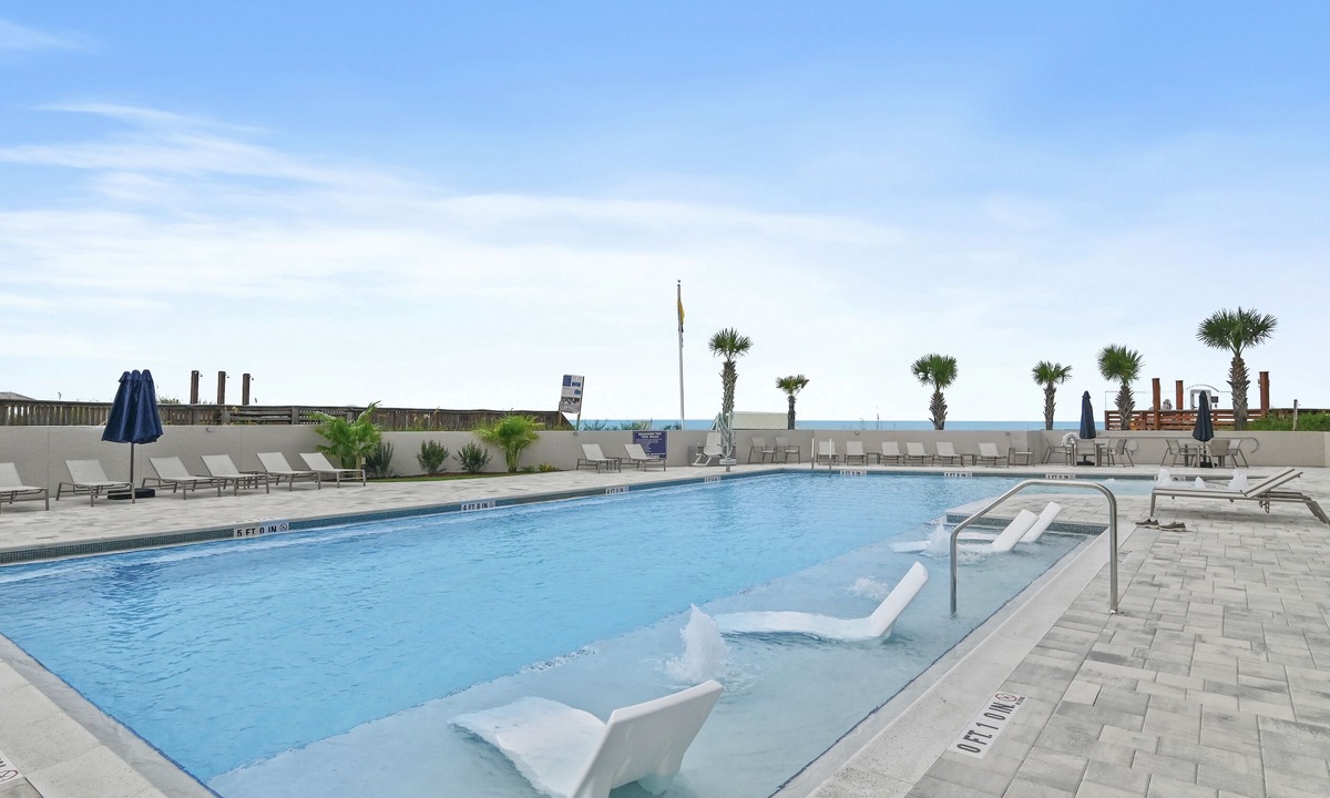 Sandestin Condo | Beachfront Coastal Luxury ~ Renovated
