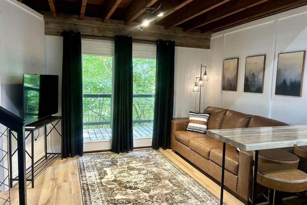 Gentry House | Tranquil Wooded Cabin Retreat with Private Hot Tub & Fire Pit Near Gentry, Arkansas
