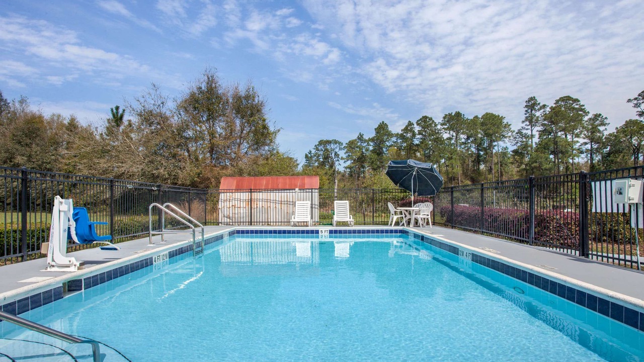 Photo of Outdoor in Northwest Pensacola