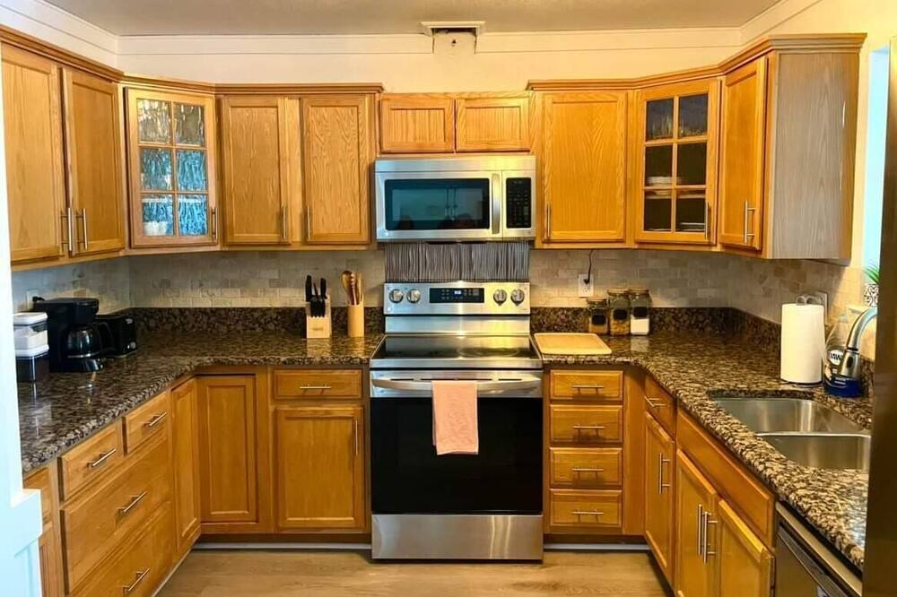 Photo of Kitchen in Mary Esther