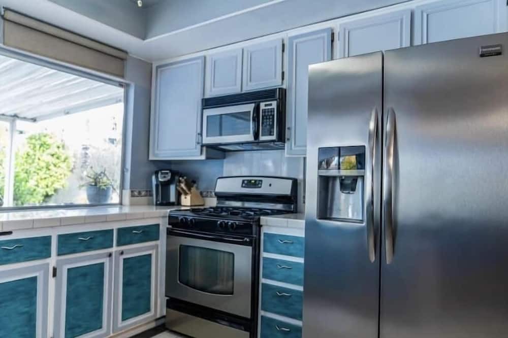 Photo of Kitchen in McNeil Estates