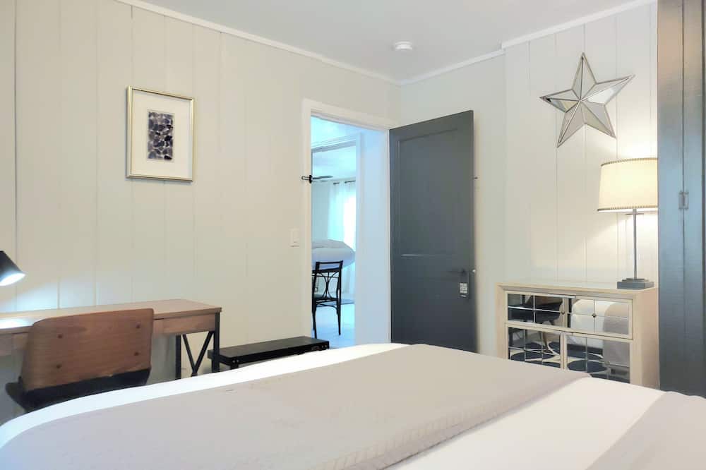 Photo of Bedroom in Bellview