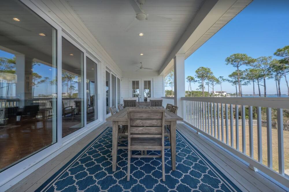 Photo of Patio Balcony in Navarre