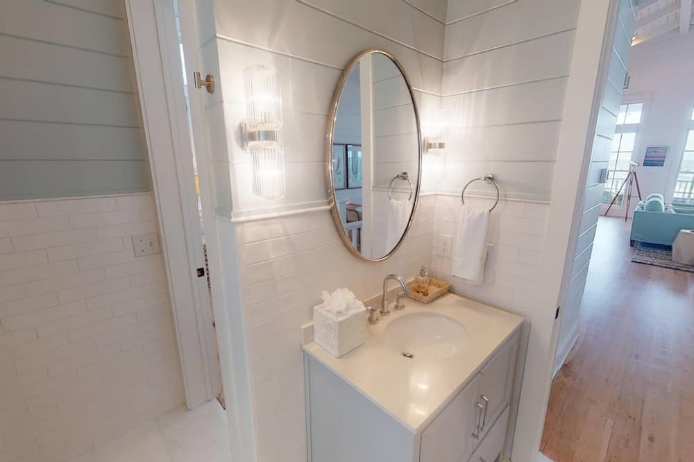 Photo of Bathroom in Watercolor