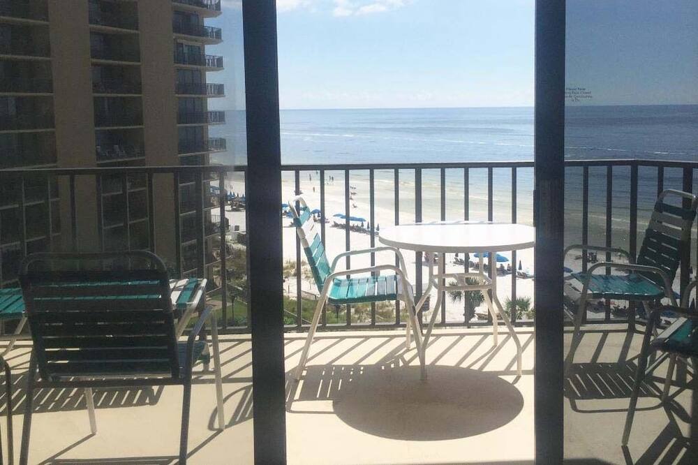 Photo of Patio Balcony in Biltmore Beach