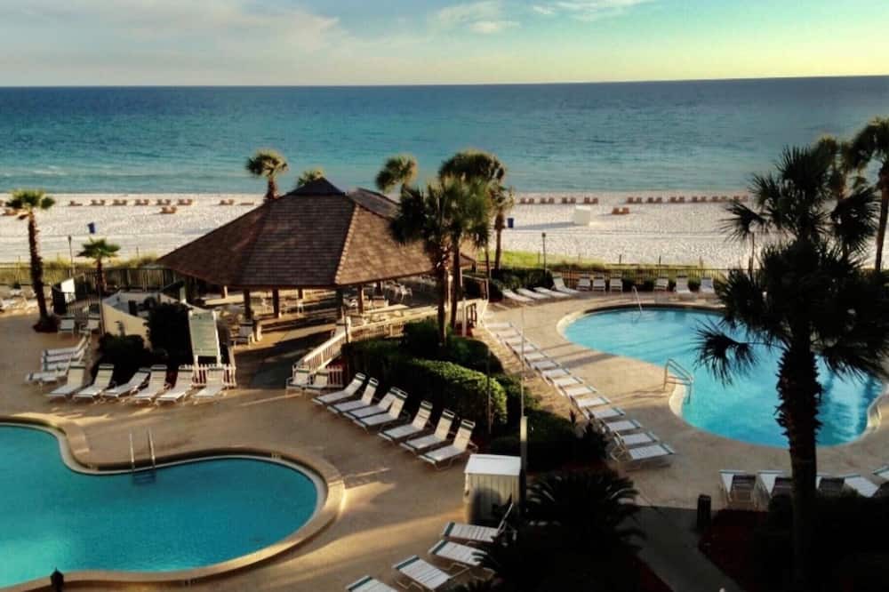 Photo of Others in Biltmore Beach