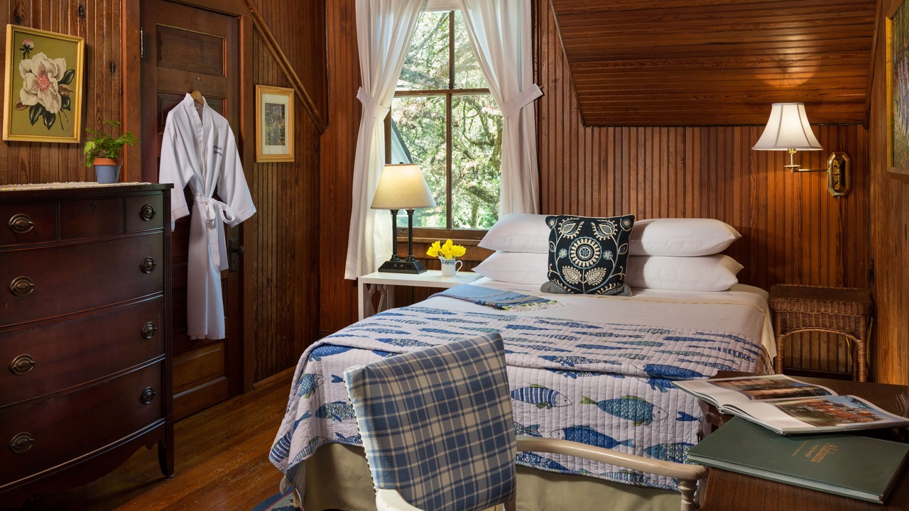 Photo of Bedroom in Magnolia Springs