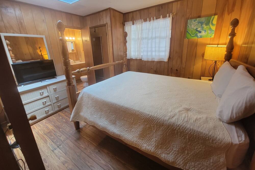 Photo of Bedroom in Seagrove Beach