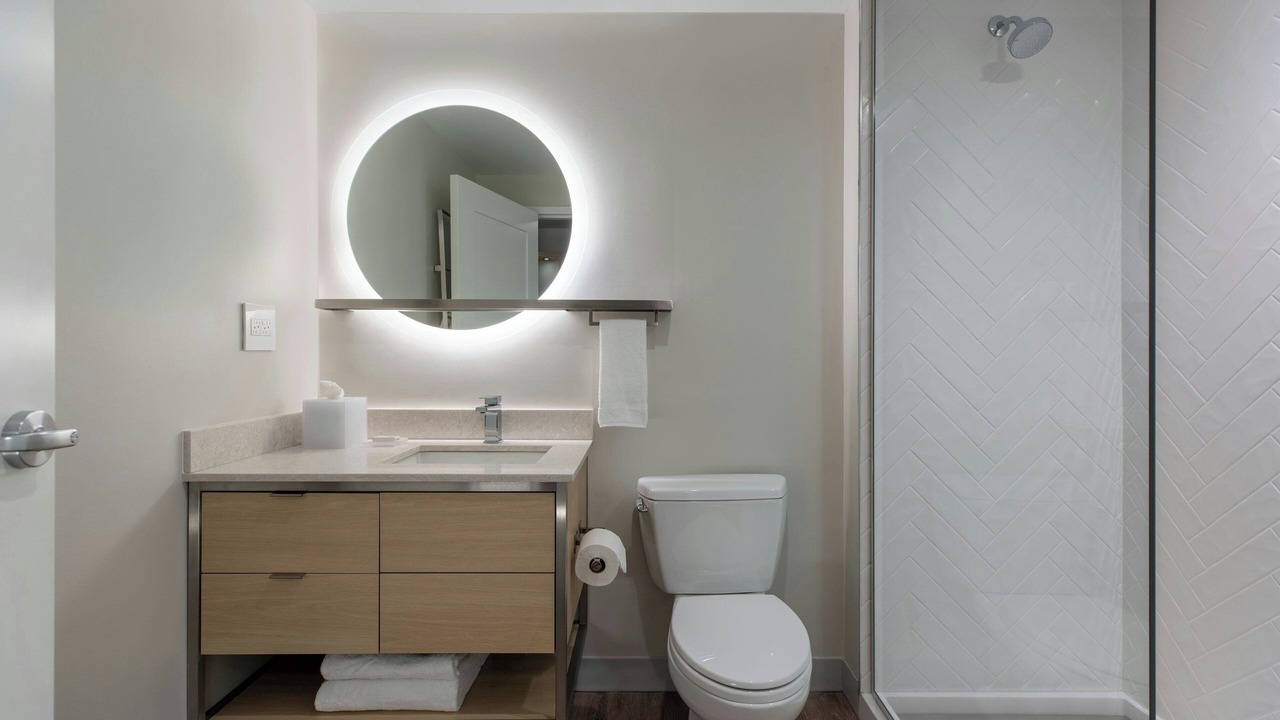 Photo of Bathroom in Central Newport News