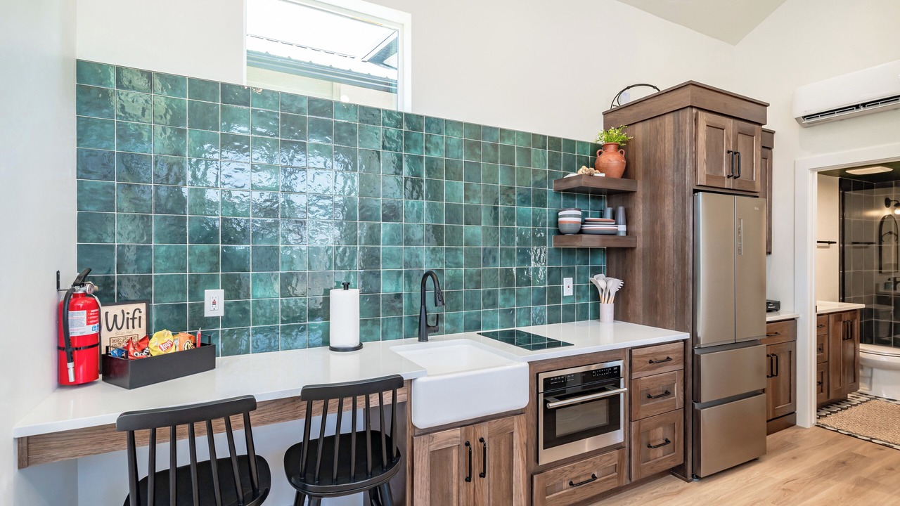 Photo of Kitchen in Hurricane