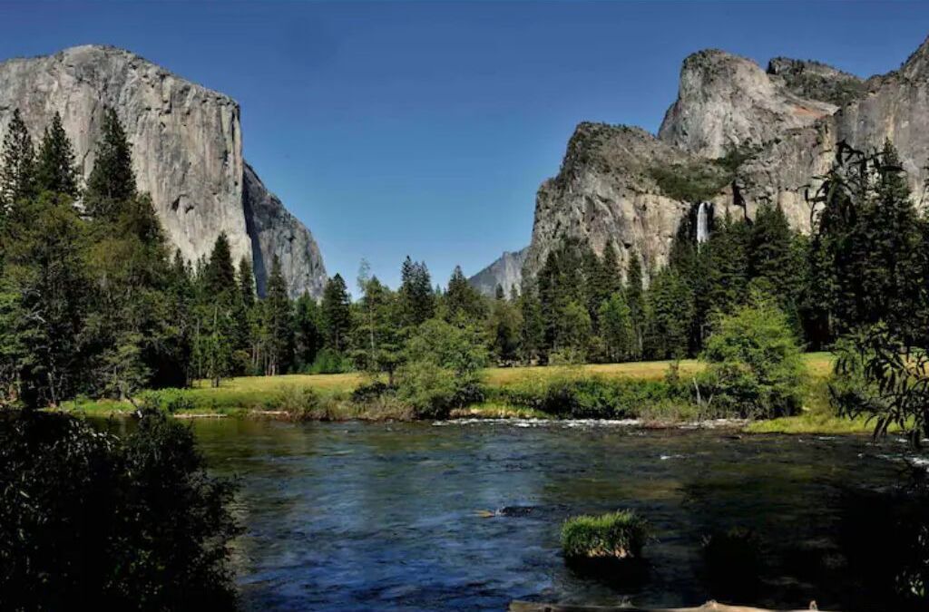 Photo of Others in Mariposa